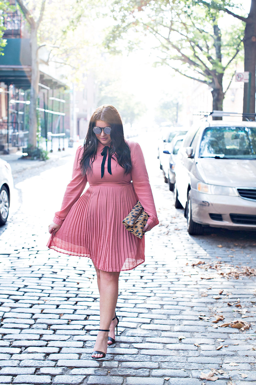 jami-ray-tie-neck-dress-30a-nyfw-street-style-01blog