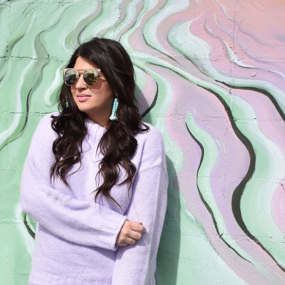 Spring Trend: Lilac // Jami Ray wearing a lilac sweater at a Tallahassee street art wall.