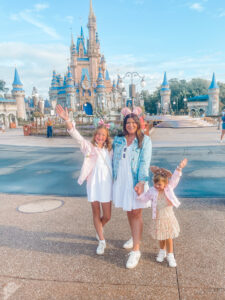 30A Mama Jami Ray Disney Magic Kingdom