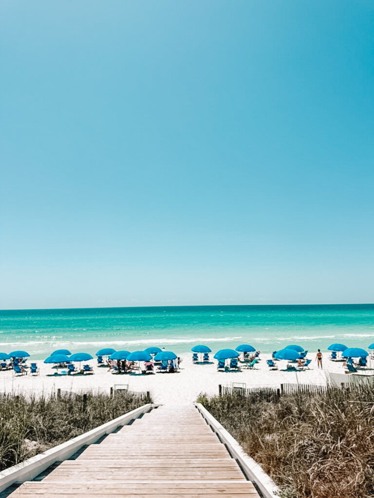 30A Mama Seaside tips book beach chairs public beach